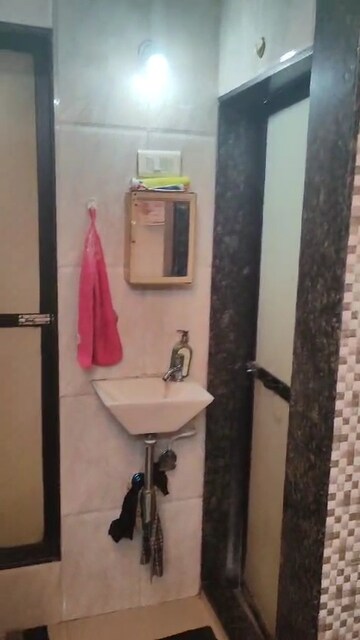 Bathroom in 1 RK Apartment at Andheri East – for Sale