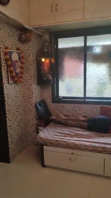 Room in 1 RK Apartment at Andheri East – for Sale