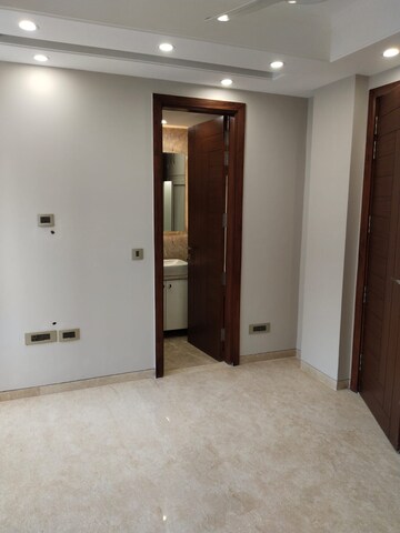 Room in 3 BHK Builder Floor at East Of Kailash – for Rent
