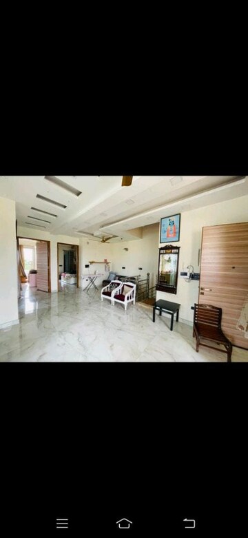 Parking in 4 BHK Builder Floor at BPTP Parklands Villa, Sector 88 – for Rent