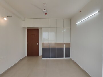 Room in 2 BHK Apartment at Bhartiya Nikoo Homes Phase 2, Thanisandra Main Road – for Sale