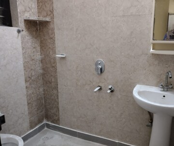 Bathroom in 3 BHK Builder Floor at Sector 46 – for Rent