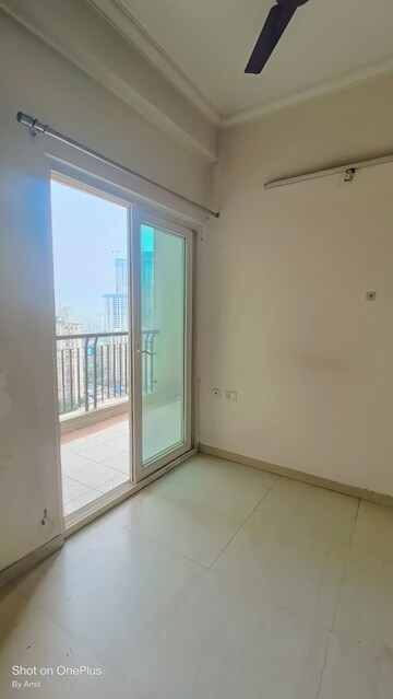 Room in 2 BHK Apartment at Apex Athena, Sector 75 – for Rent