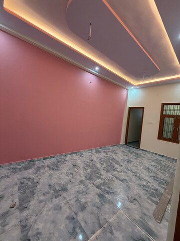 Bedroom in 3 BHK Independent House at Gomti Nagar – for Sale