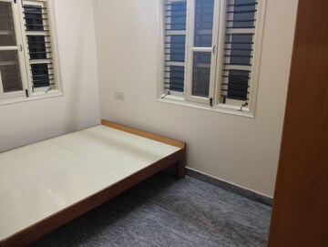 Room in 2 BHK Builder Floor at Hsr Layout – for Rent