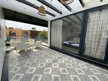 6+ BHK Villa – Exterior View View at Opulence Villas, Sector 51 - for Sale