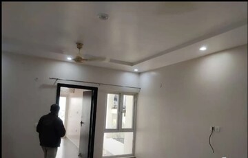 Room in 2 BHK Apartment at Riverview Enclave Phase II, Gomti Nagar – for Rent
