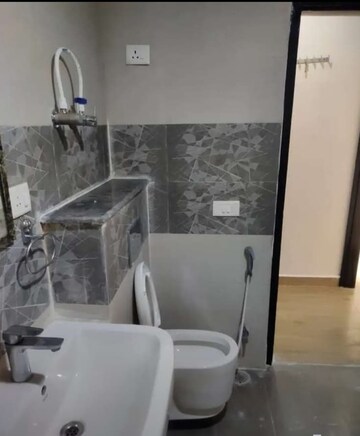 Bathroom in 2 BHK Apartment at Riverview Enclave Phase II, Gomti Nagar – for Rent