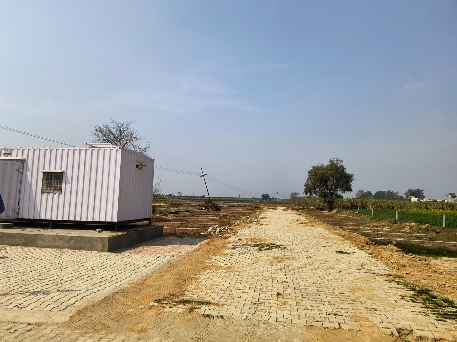 Plot For Sale in Shiv Kunj 