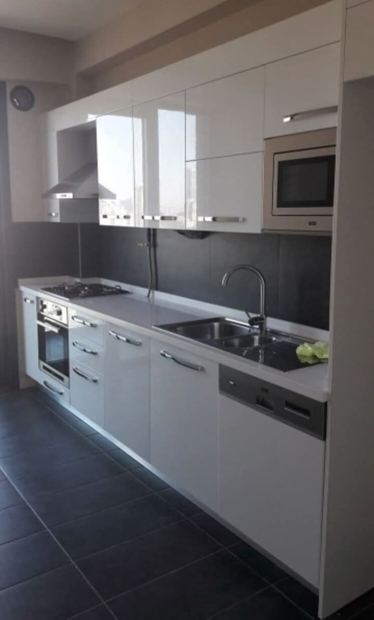 Kitchen, igi airport area 3 Bedroom 1000 Sq.Ft. Apartment In Igi Airport Area Delhi 8314184