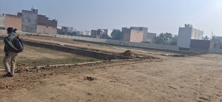 undefined, pallavpuram  100 Sq.Yd. Plot In Pallavpuram Meerut 8314191