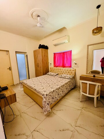 Bedroom in 2 BHK Builder Floor at Tagore Garden – for Rent