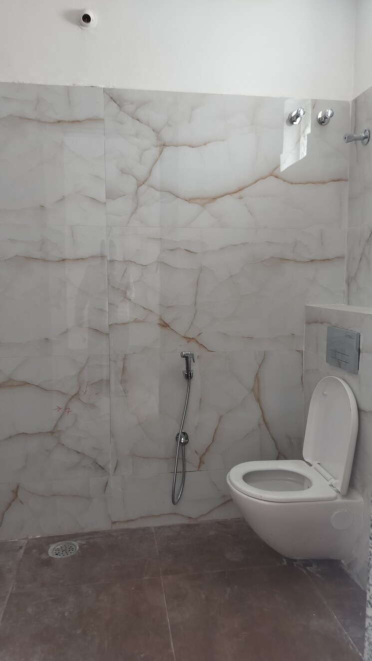 Bathroom, mla colony 3 Bedroom 2300 Sq.Ft. Apartment In Mla Colony Hyderabad 8314221