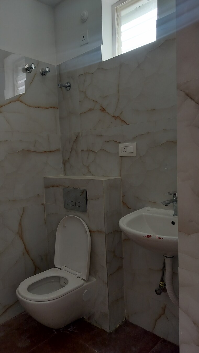 Bathroom, mla colony 3 Bedroom 2300 Sq.Ft. Apartment In Mla Colony Hyderabad 8314221