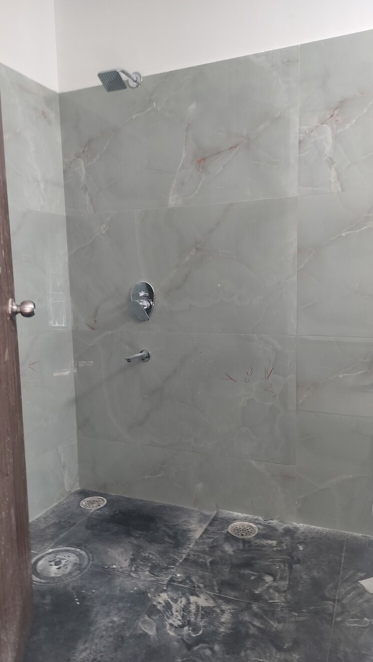 Bathroom, banjara hills 3 Bedroom 1900 Sq.Ft. Apartment In Banjara Hills Hyderabad 8314233