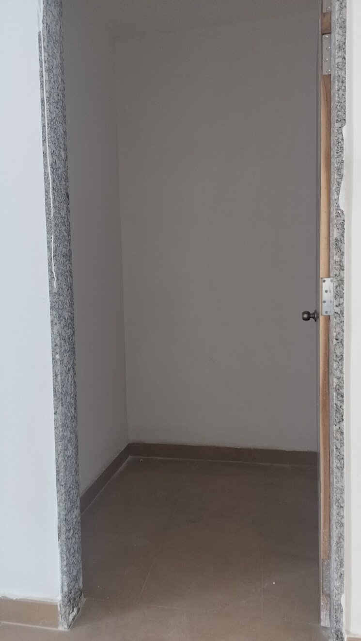 Room, banjara hills 3 Bedroom 1900 Sq.Ft. Apartment In Banjara Hills Hyderabad 8314233