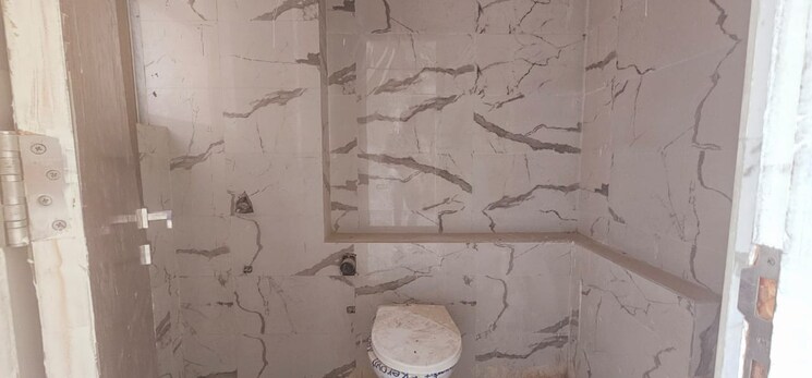 Bathroom, sheth-auris-bliss 2 Bedroom 604 Sq.Ft. Apartment In Malad West Mumbai 8314253