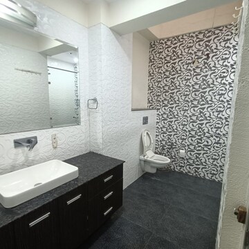 3 BHK Apartment at Sector 19 – for Rent