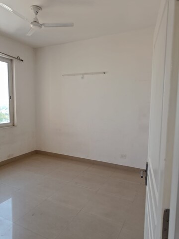 Room in 2 BHK Apartment at Sidhartha Diplomats Golf Link, Sector 110 – for Sale