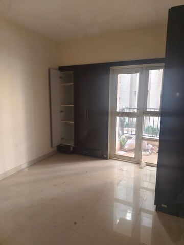 Room in 2 BHK Apartment at Sidhartha Diplomats Golf Link, Sector 110 – for Sale