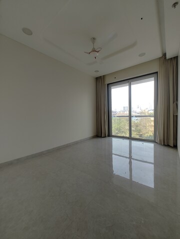 Room in 3 BHK Builder Floor at Sector 12 Kharghar – for Sale