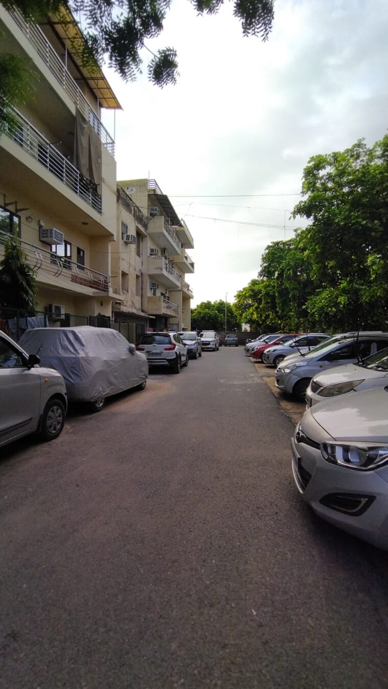 Exterior View, jasola vihar 2 Bedroom 600 Sq.Ft. Apartment In Jasola Vihar Delhi 8314387