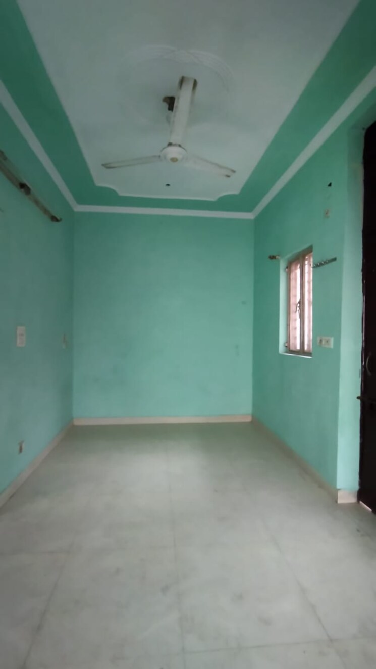 Room, jasola vihar 2 Bedroom 600 Sq.Ft. Apartment In Jasola Vihar Delhi 8314387