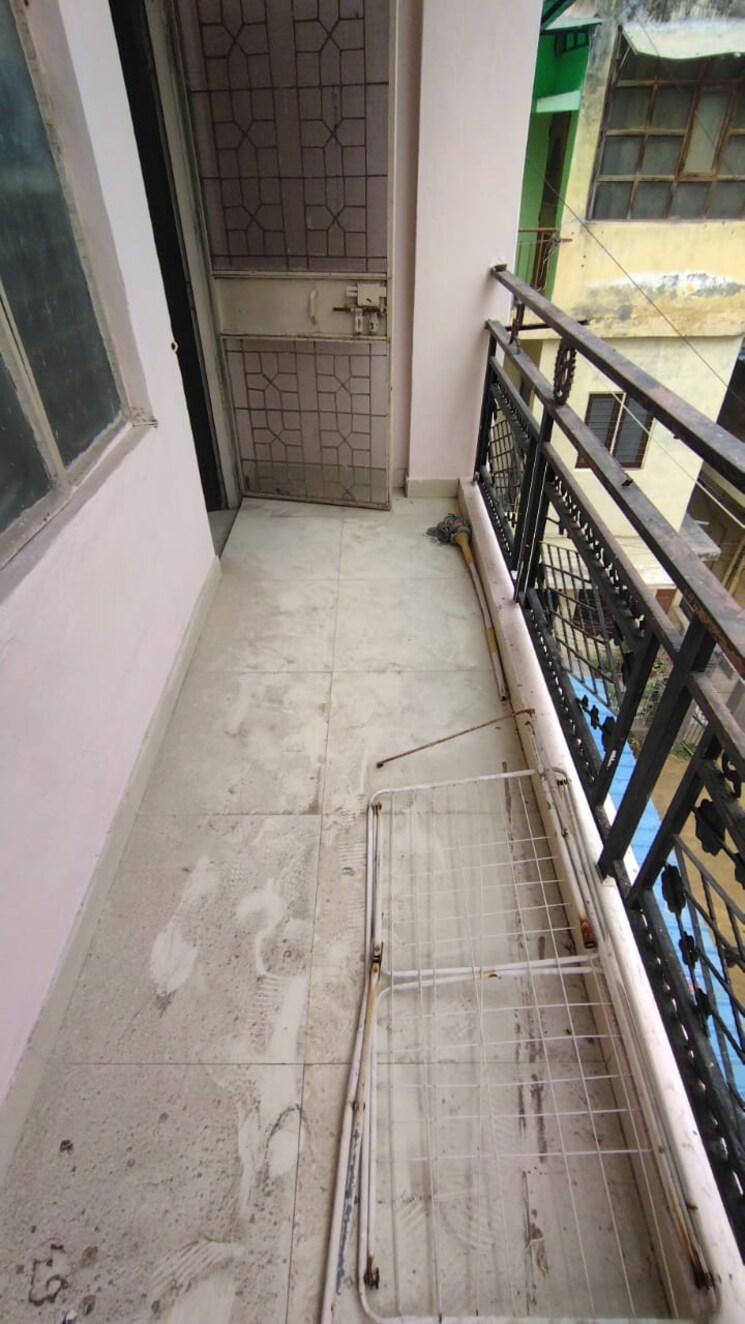 Balcony, jasola vihar 2 Bedroom 600 Sq.Ft. Apartment In Jasola Vihar Delhi 8314387