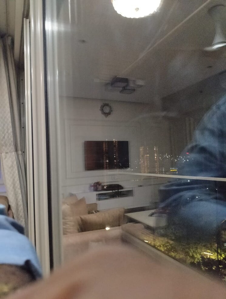 Bathroom, one-hiranandani-park 3 Bedroom 1433 Sq.Ft. Apartment In Ghodbunder Road Thane 8314389