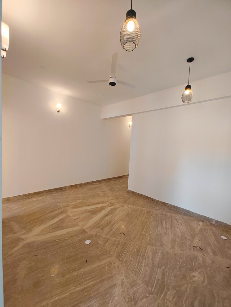 Room, rs-nest 3 Bedroom 2000 Sq.Ft. Builder Floor In Indiranagar Bangalore 8314451