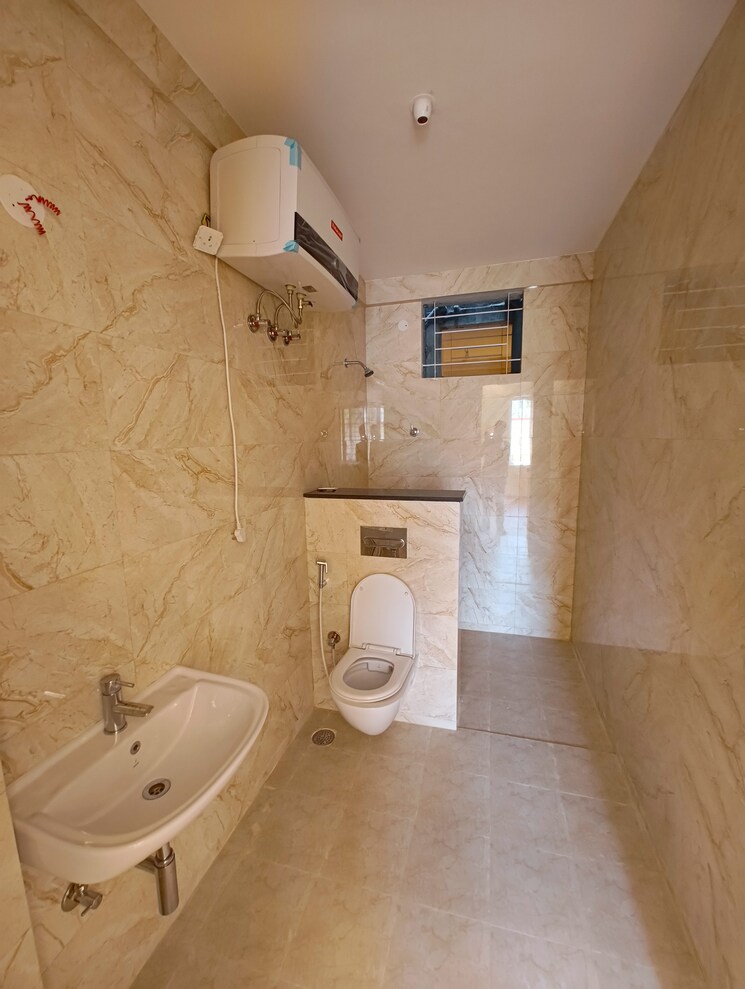 Bathroom, rs-nest 3 Bedroom 2000 Sq.Ft. Builder Floor In Indiranagar Bangalore 8314451