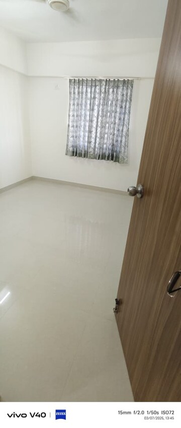 Room in 1 BHK Apartment at Lunkad Dreamland, Viman Nagar – for Rent