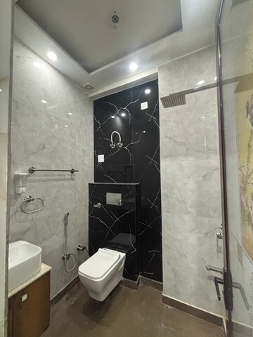 Bathroom in 3 BHK Builder Floor at Dwarka Mor – for Rent