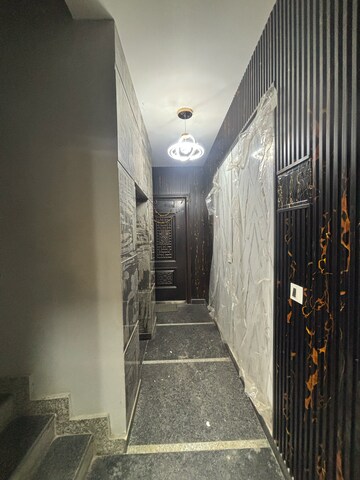 Building Lobby in 3 BHK Builder Floor at Dwarka Mor – for Rent