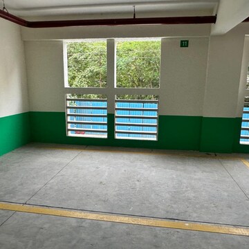 Room in 2 BHK Apartment at Kukreja Complex, Usha Nagar – for Rent