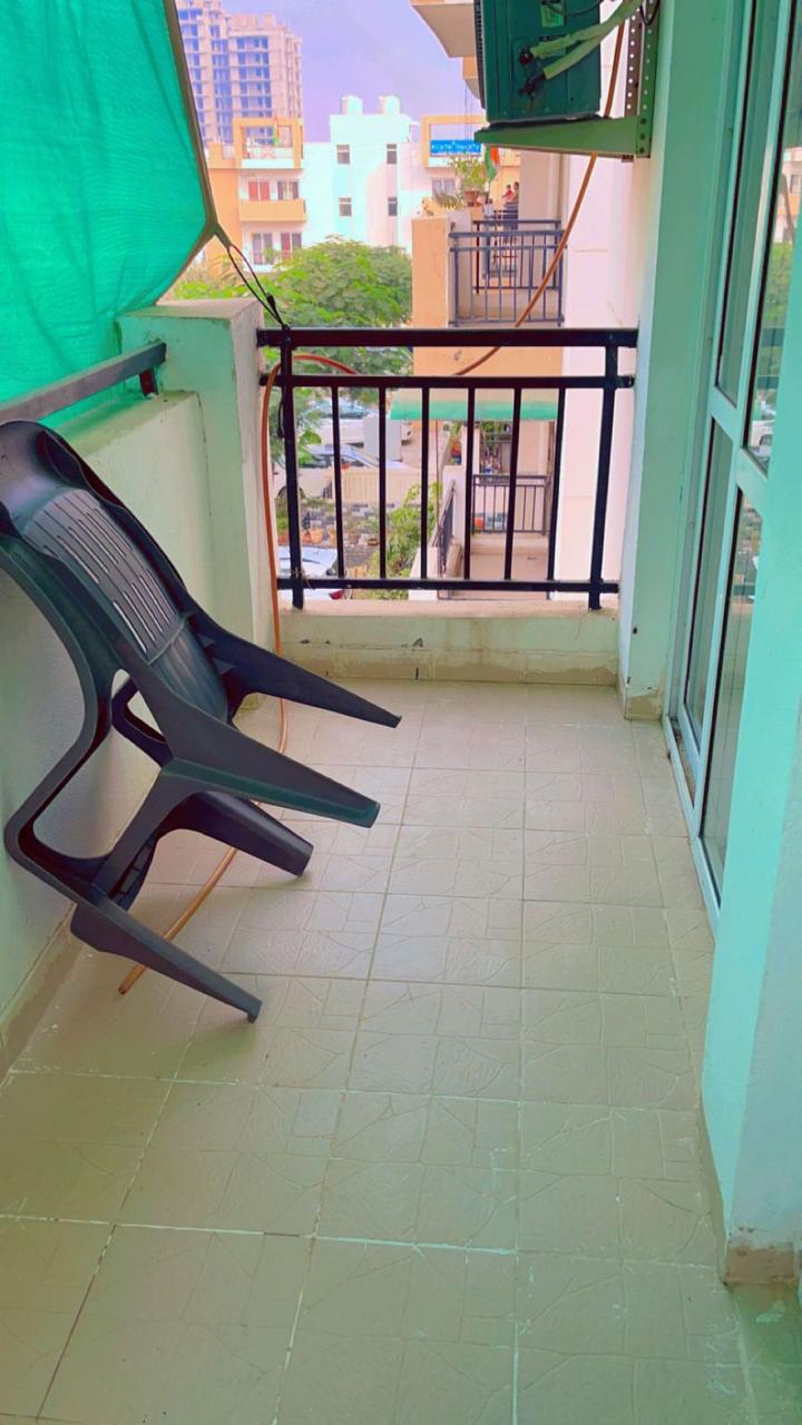 3.5 BHK + Extra Room Apartment For Sale in Omaxe New Heights