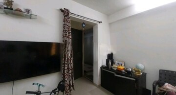 Living Room in 2 BHK Apartment at Neelkanth Palms, Kapur Bawdi – for Rent