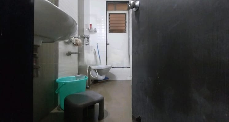 Bathroom, kapur bawdi 2 Bedroom 1050 Sq.Ft. Apartment In Kapur Bawdi Thane 8314535