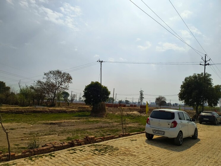 undefined, modipuram  100 Sq.Yd. Plot In Modipuram Meerut 8314567
