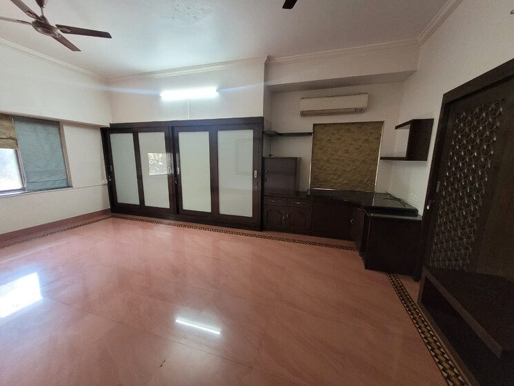 Room, jubilee hills 5 Bedroom 738 Sq.Yd. Independent House In Jubilee Hills Hyderabad 8314568