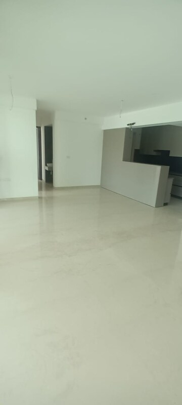 Room in 1 BHK Apartment at Aurum Q Residences, Ghansoli – for Rent