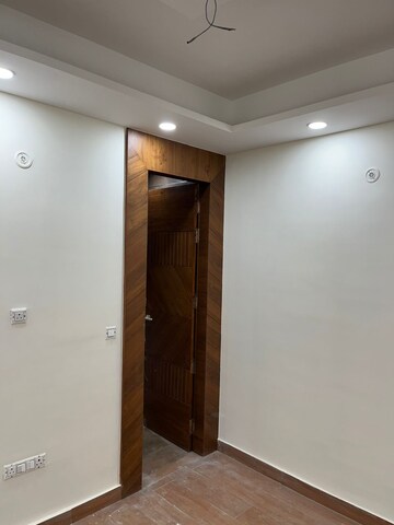 Room in 1 BHK Apartment at Apna Ghar, Andheri East – for Sale