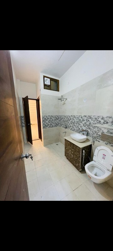 Master Bedroom in 3 BHK Villa at East Canal Road – for Sale