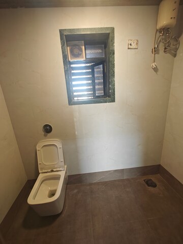 Bathroom in 4 BHK Apartment at Akshar Shreeji Heights, Seawoods – for Sale