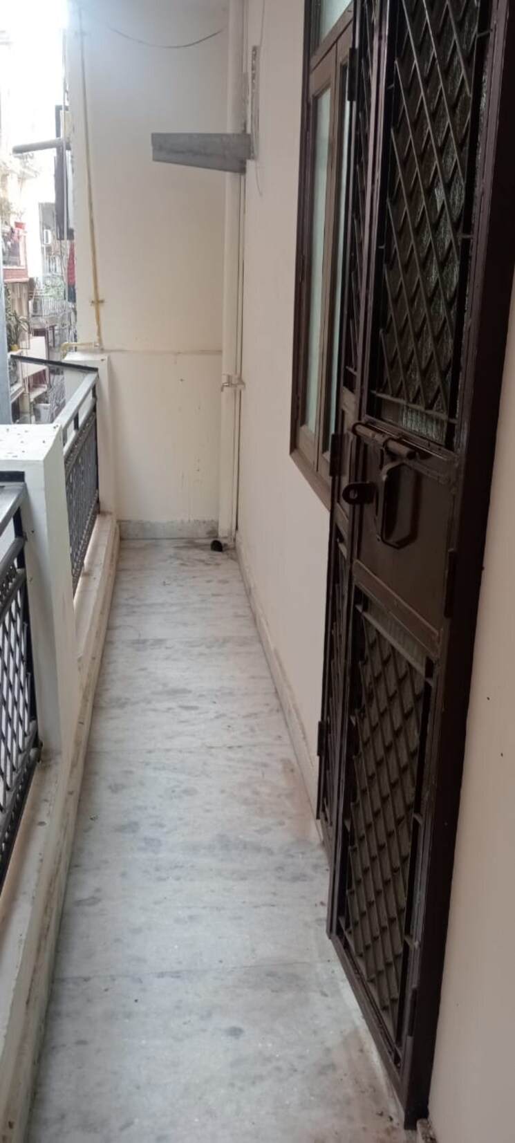Balcony, govindpuri 3 Bedroom 900 Sq.Ft. Builder Floor In Govindpuri Delhi 8314858