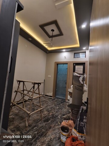 Parking in 3.5 BHK Independent House at Vaishali Nagar – for Sale