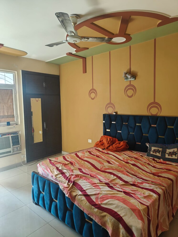 Bedroom, mahagun-mascot 3 Bedroom 1550 Sq.Ft. Apartment In Sain Vihar Ghaziabad 8314912