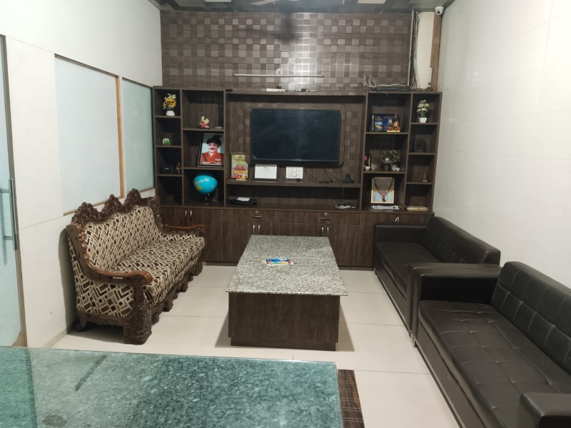2 BHK Apartment For Sale in Meena Appartment 