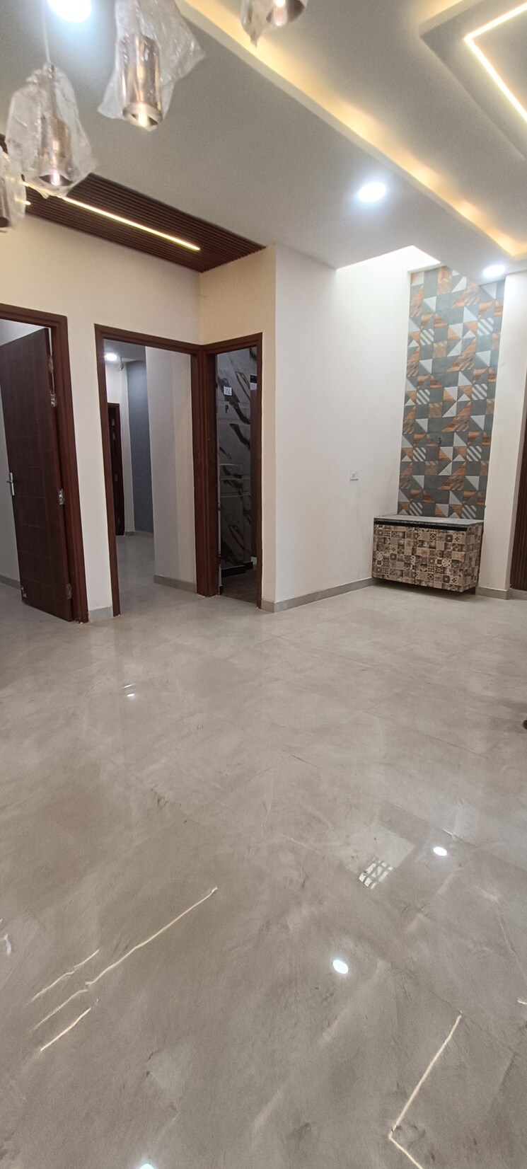 Room, gomti nagar 3 Bedroom 1842 Sq.Ft. Villa In Gomti Nagar Lucknow 8315040