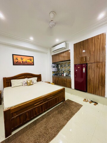 Bedroom in 1 BHK Builder Floor at Ansal Sushant Lok I, Sector 43 – for Rent
